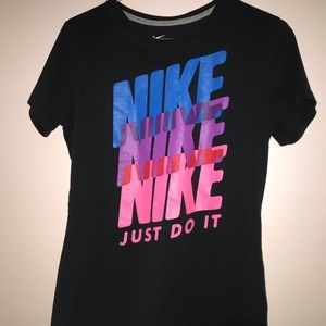 Nike T-shirt